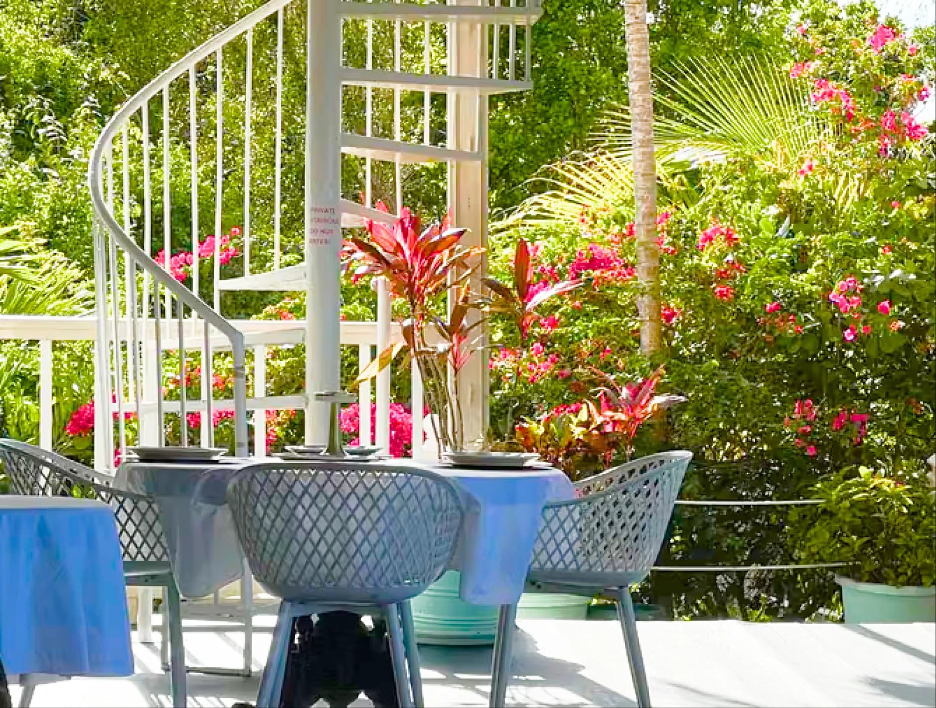 A Stone's Throw Away garden dining