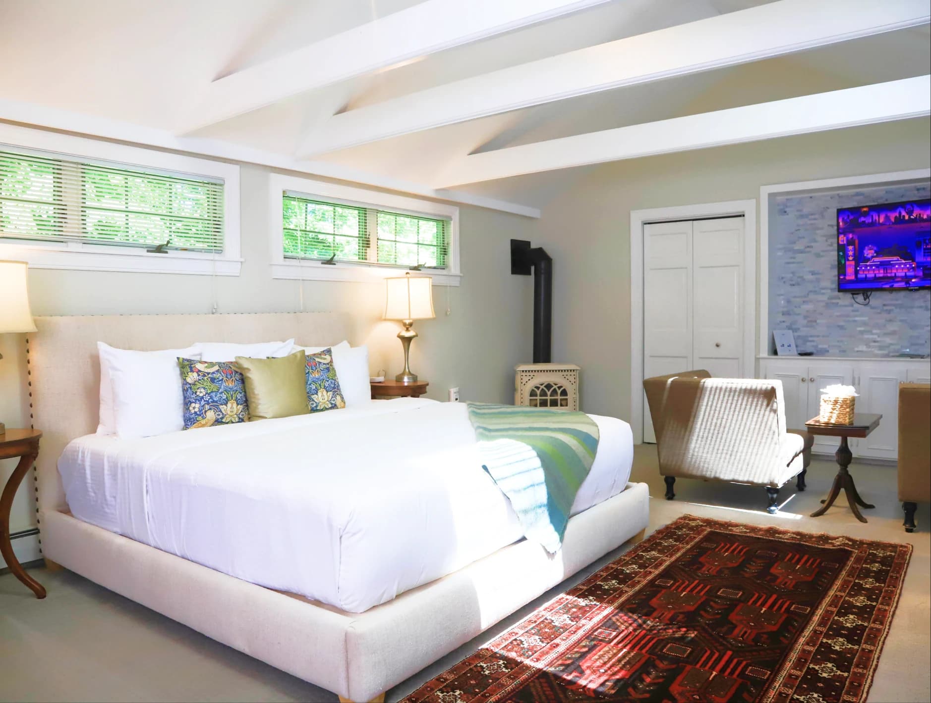 Hartstone Inn heritage room