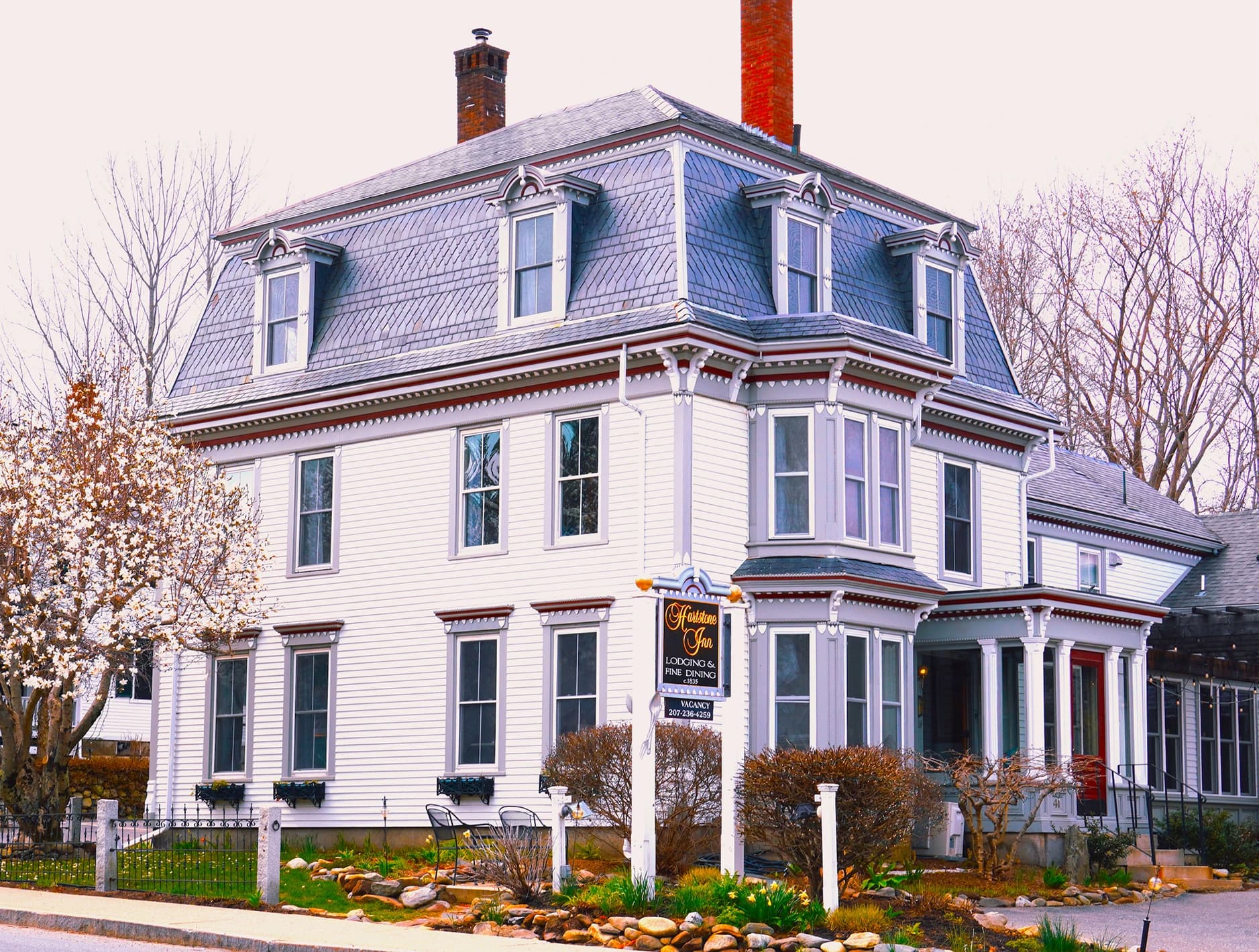 Hartstone Inn facade