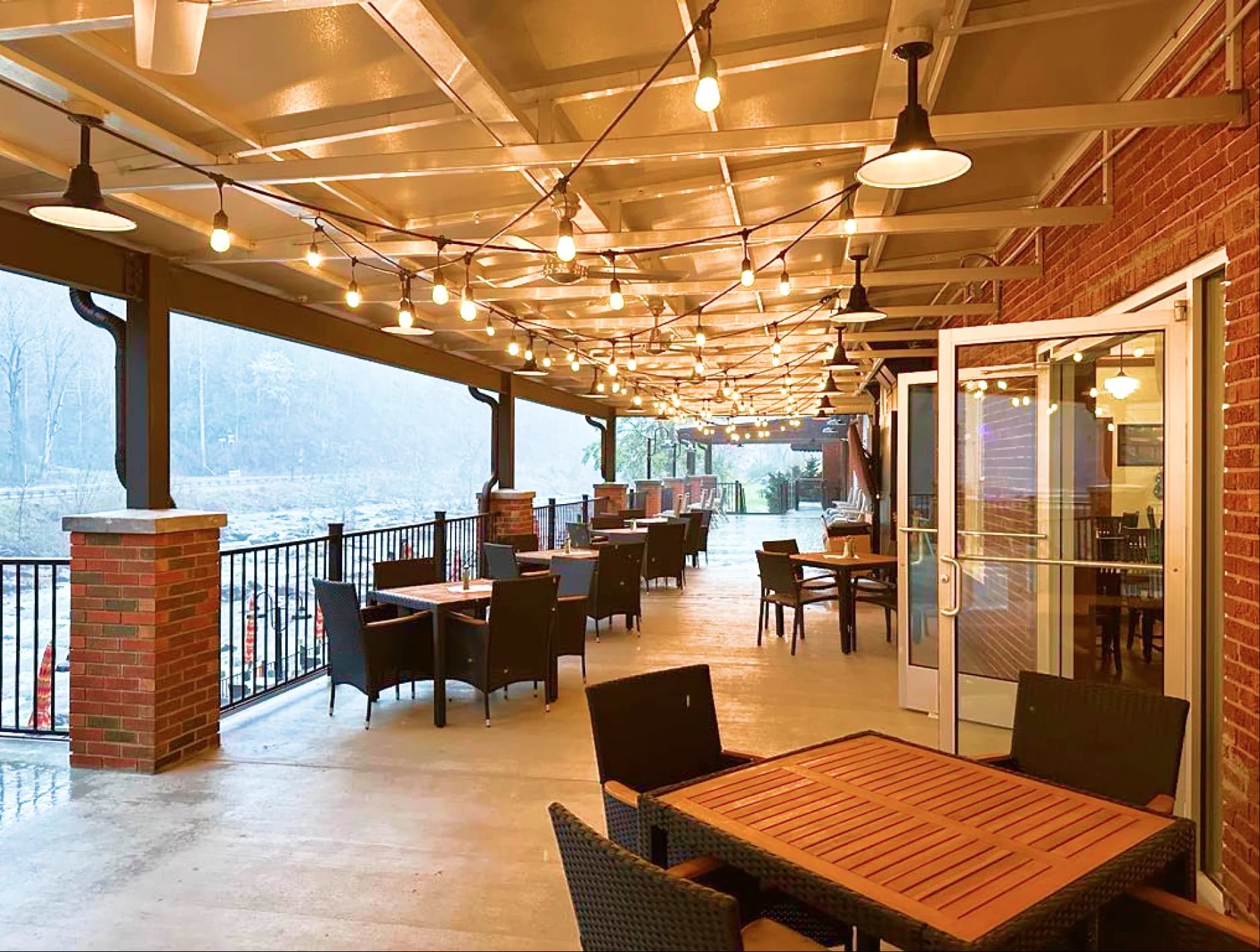 Cheoah River at Tapoco Lodge